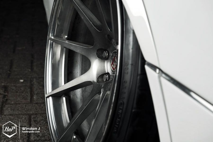  Toyota Aristo in Luxurious Individual Tuning 2014 года  (фото 9 из 18)